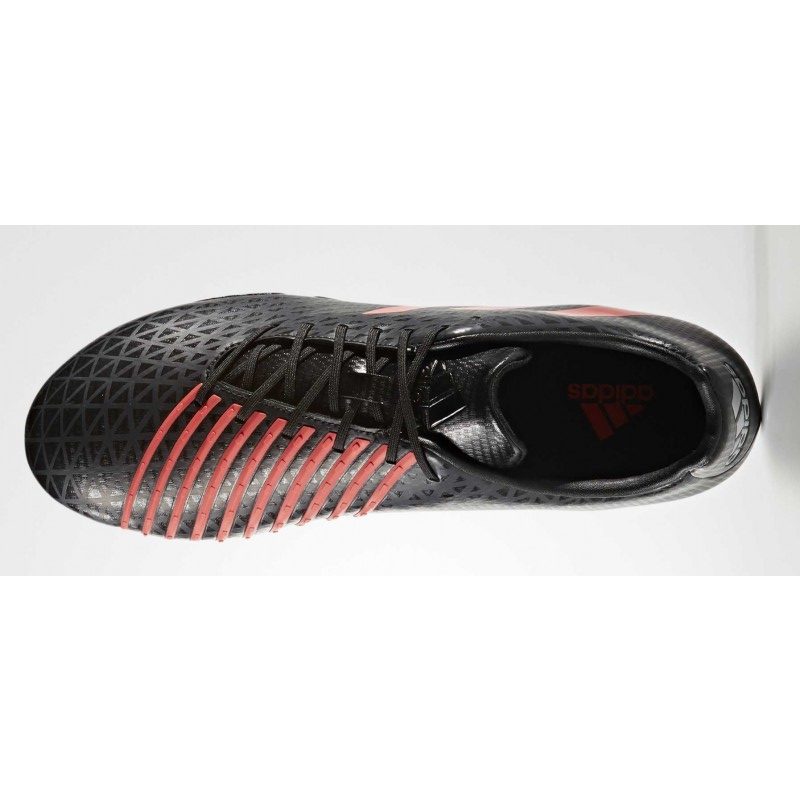 Chaussures Rugby Hybride Malice SG / adidas, portée par Dan Carter